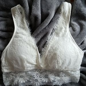 Aerie Happy Lace Plunge Bralette size Med